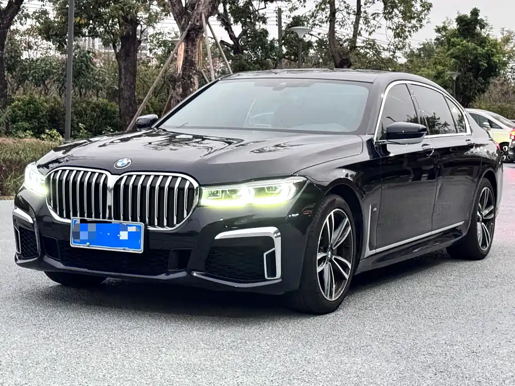 BMW 7 SERIES