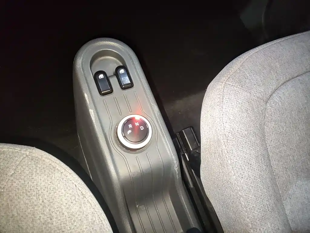Wuling MINIEV — миниатюра 14