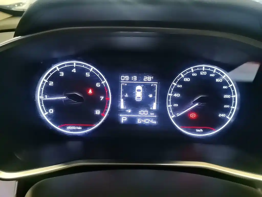 Geely Binyue — миниатюра 12