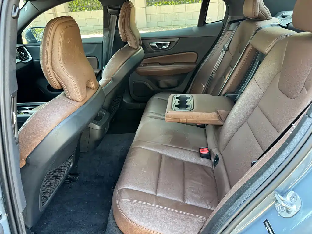 Volvo S60 — миниатюра 10