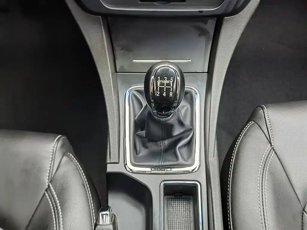 Geely Emgrand — миниатюра 13