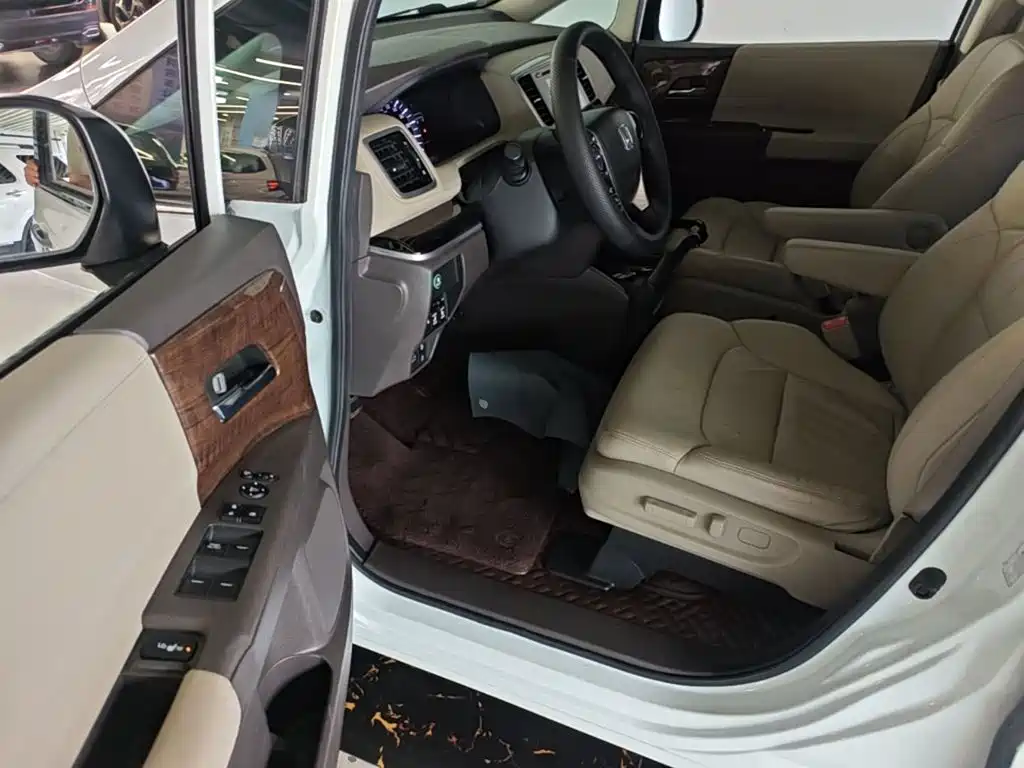 Honda Odyssey — миниатюра 16