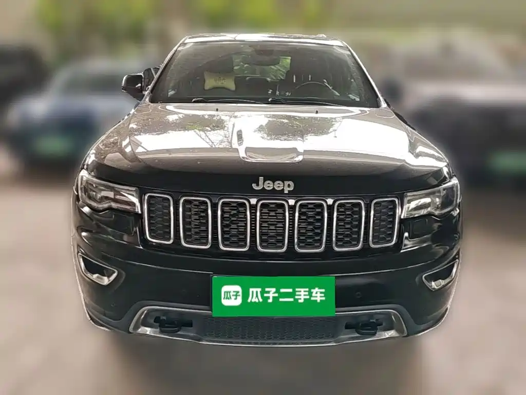 Jeep Grand Cherokee (Import) — миниатюра 5