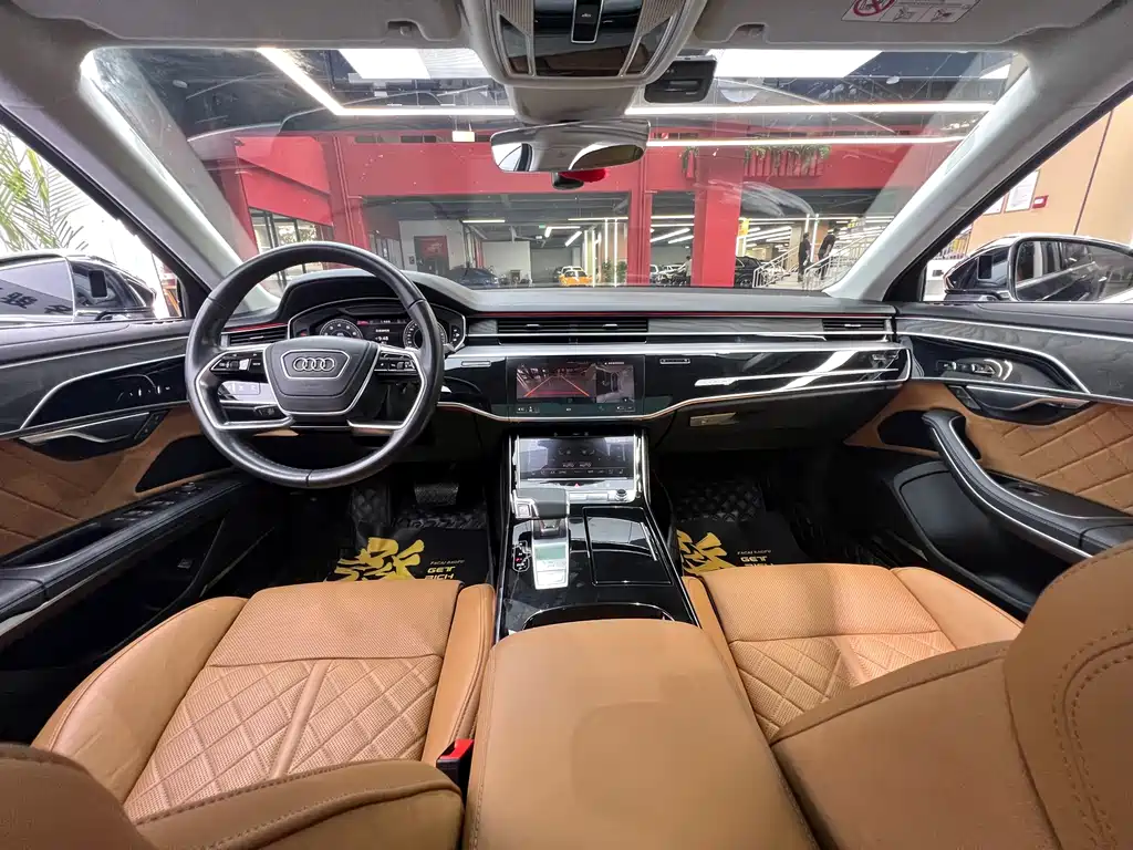 Audi A8 — миниатюра 10