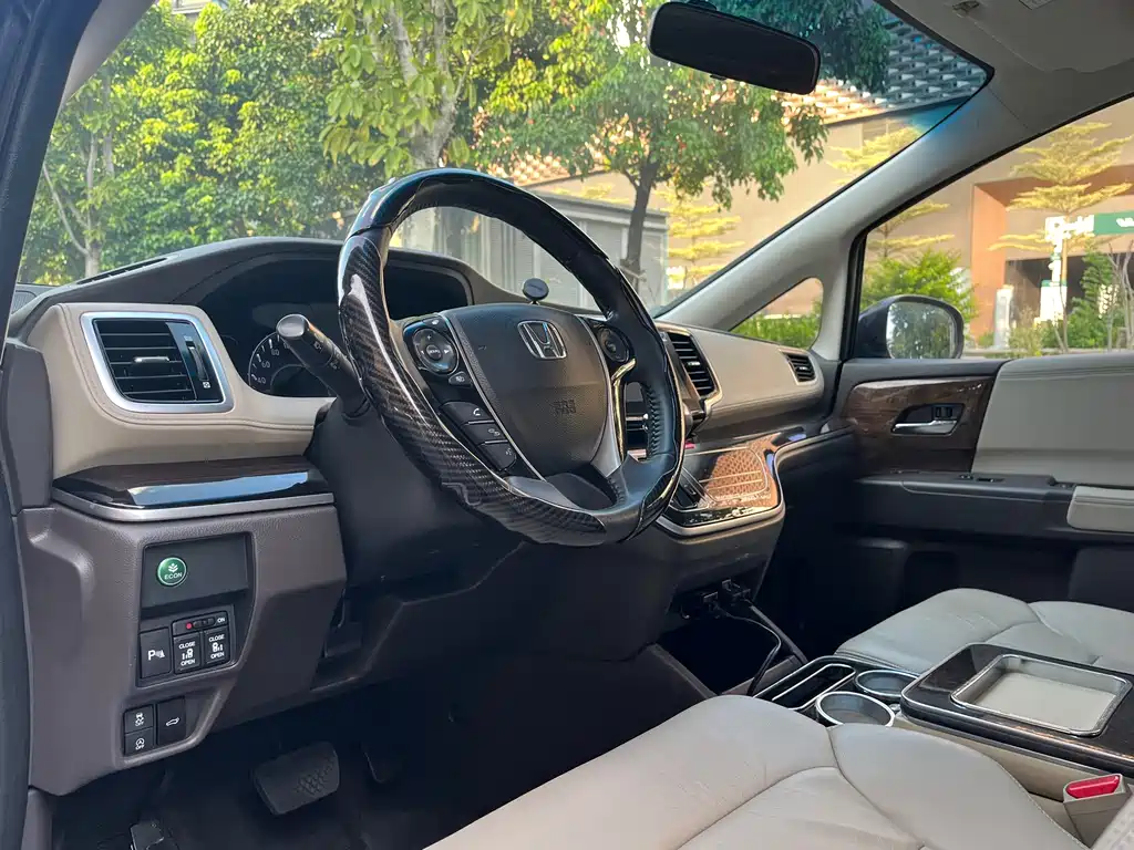 Honda Odyssey — миниатюра 14