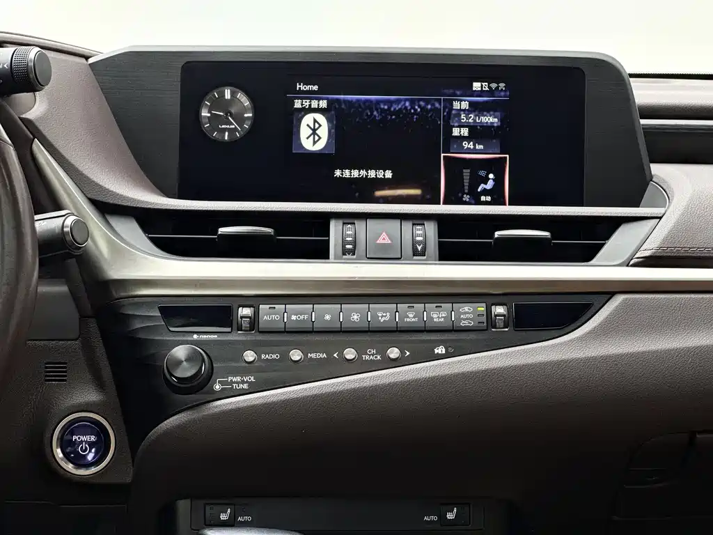 Lexus ES — миниатюра 15