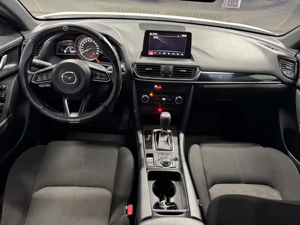 MAZDA CX 4