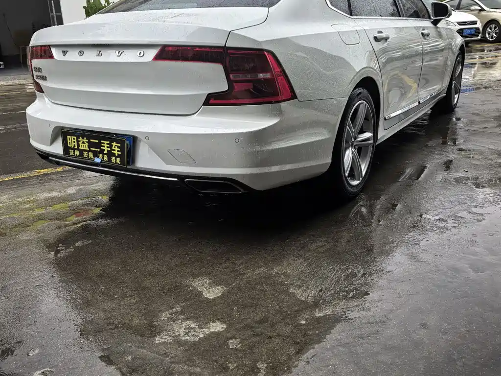 Volvo S90 2020 T4 Luxury