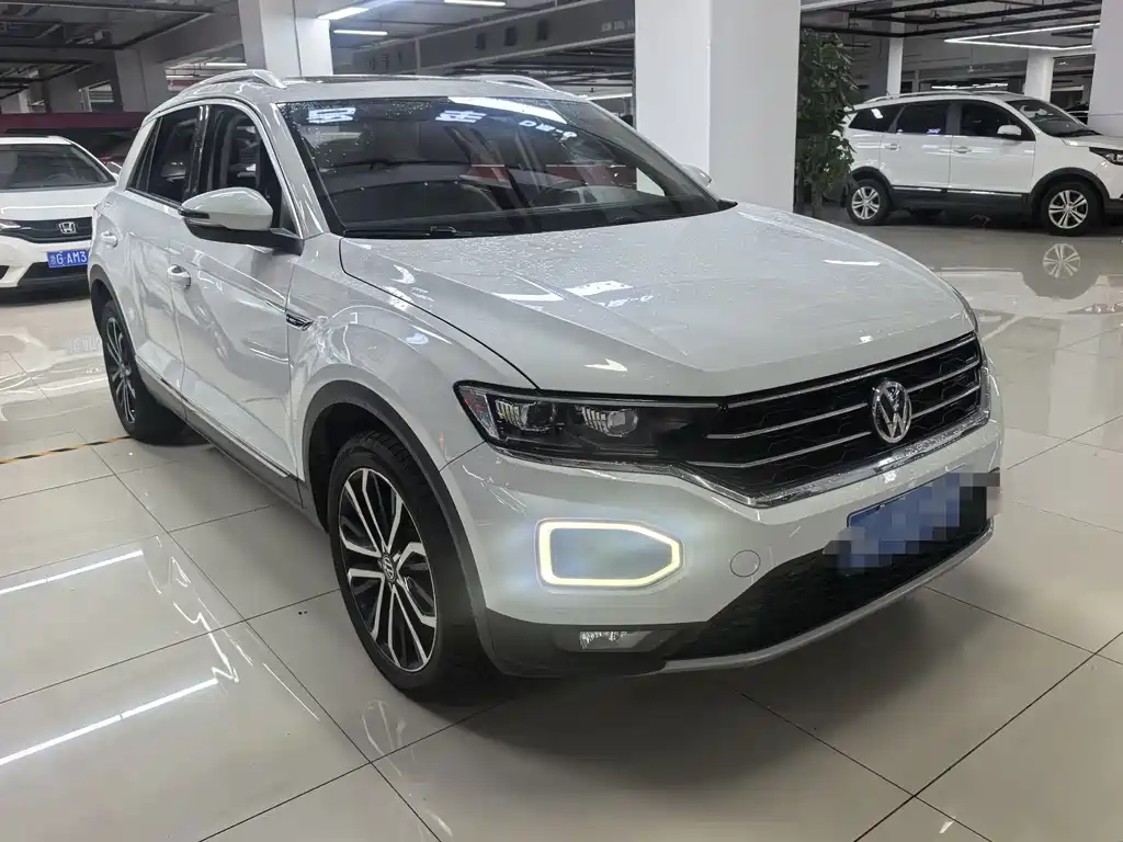 Volkswagen T-Roc — миниатюра 3