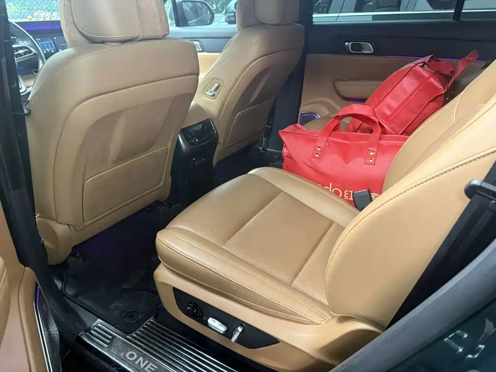 Li Auto Li ONE — миниатюра 4