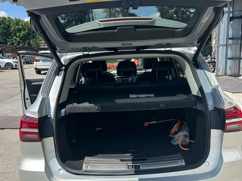 Roewe RX5 New Energy — миниатюра 13