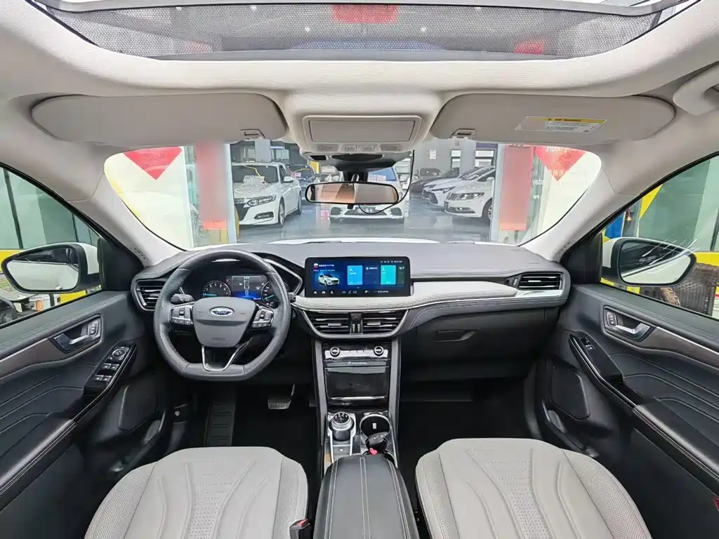Ford Escape — миниатюра 17