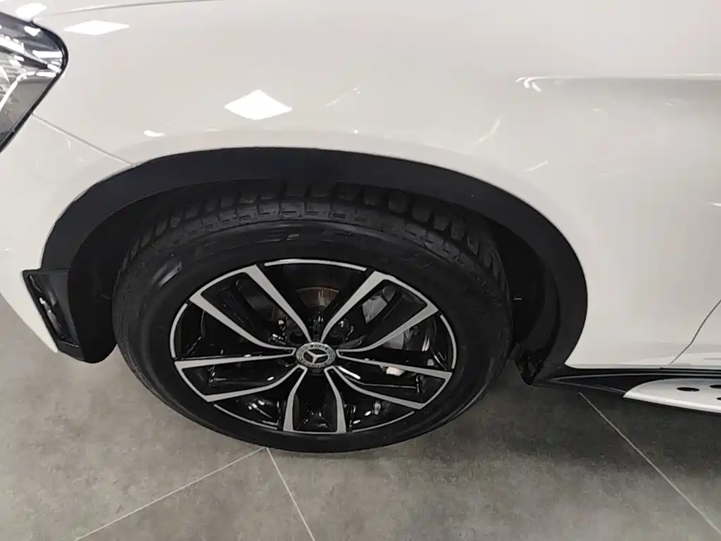 Mercedes-Benz GLC — миниатюра 23