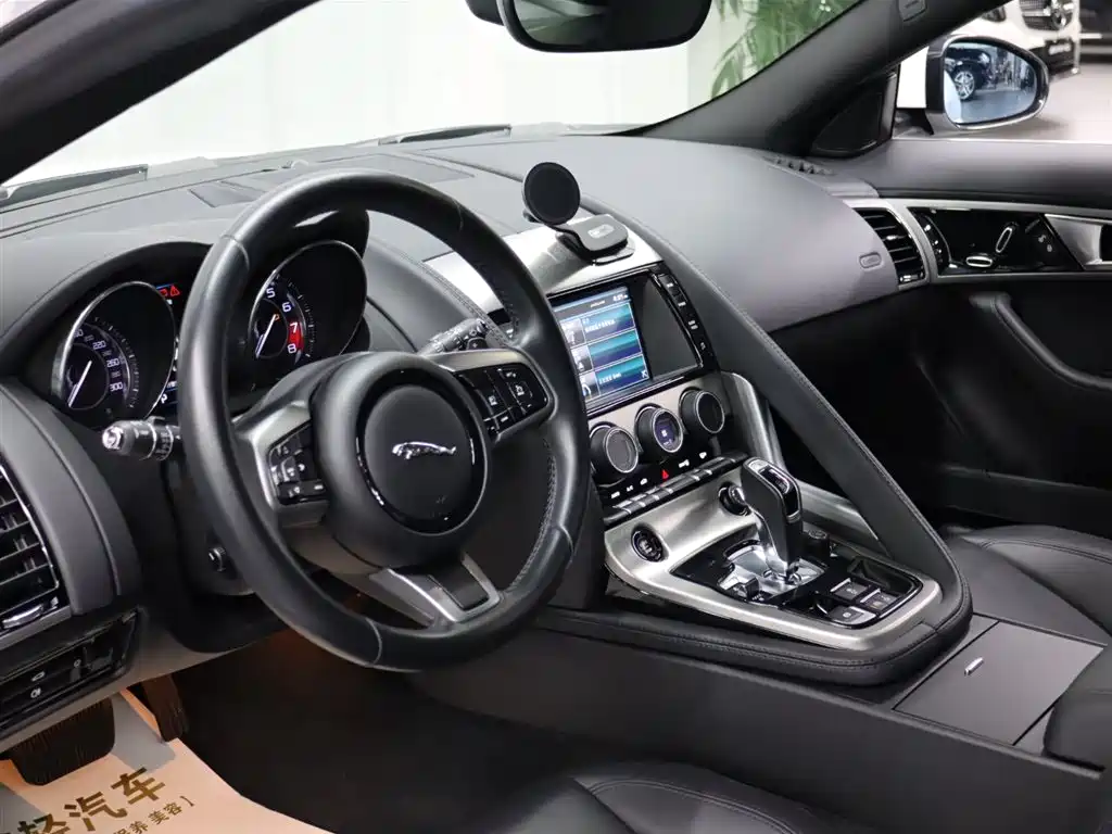 Jaguar F-Type 2015 3.0 SC