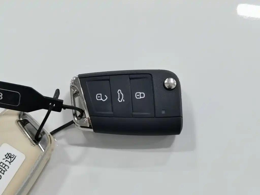 Volkswagen Lavida — миниатюра 19