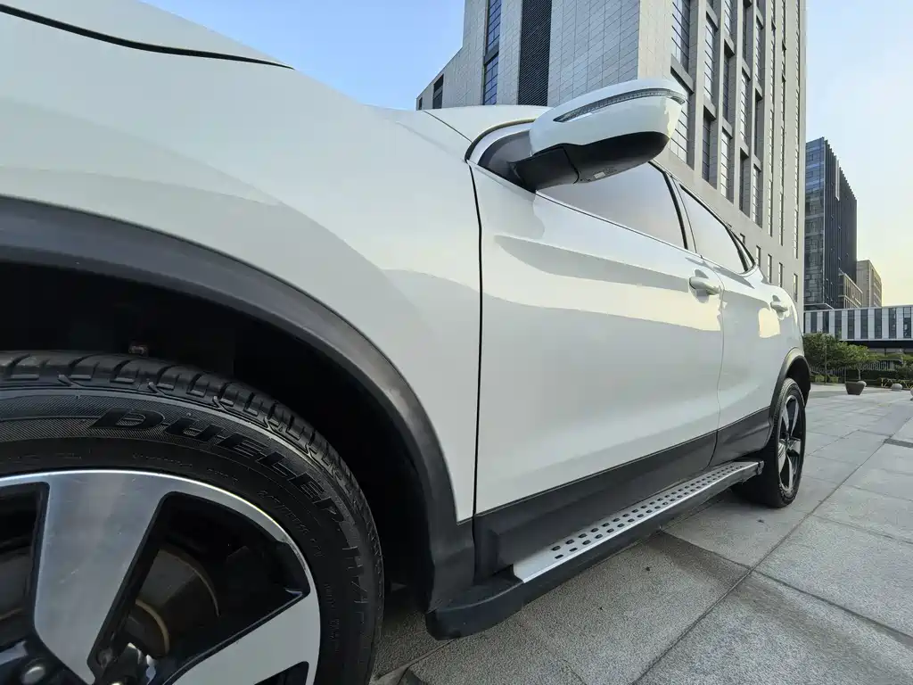 Nissan Qashqai — миниатюра 15