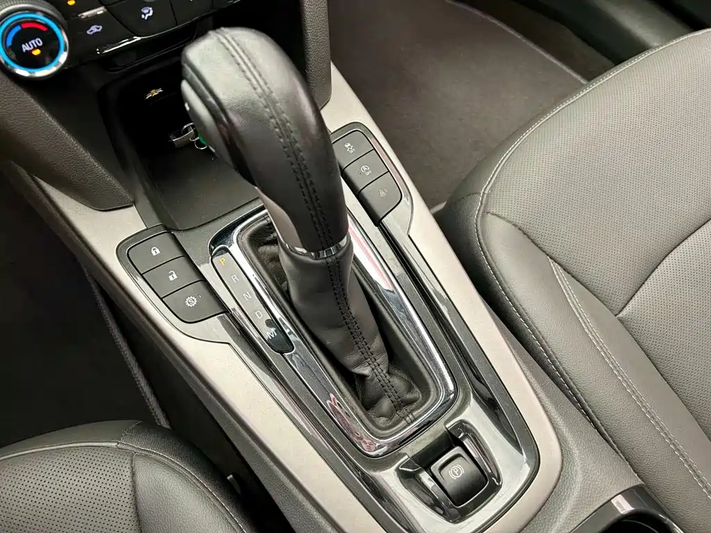 Chevrolet Malibu — миниатюра 11