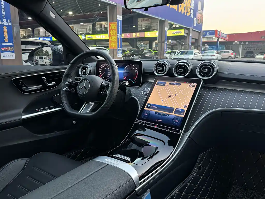 Mercedes-Benz C-Class — миниатюра 10