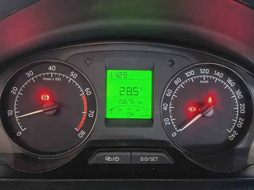 Skoda Rapid — миниатюра 12