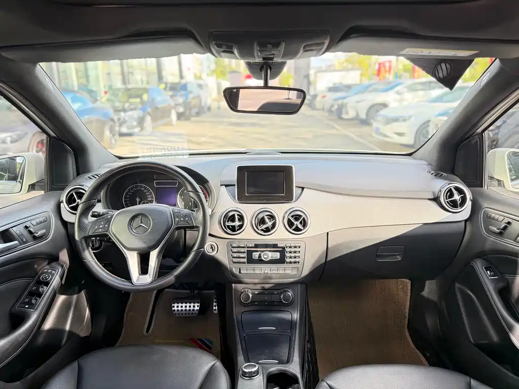 Mercedes-Benz B-Class — миниатюра 20