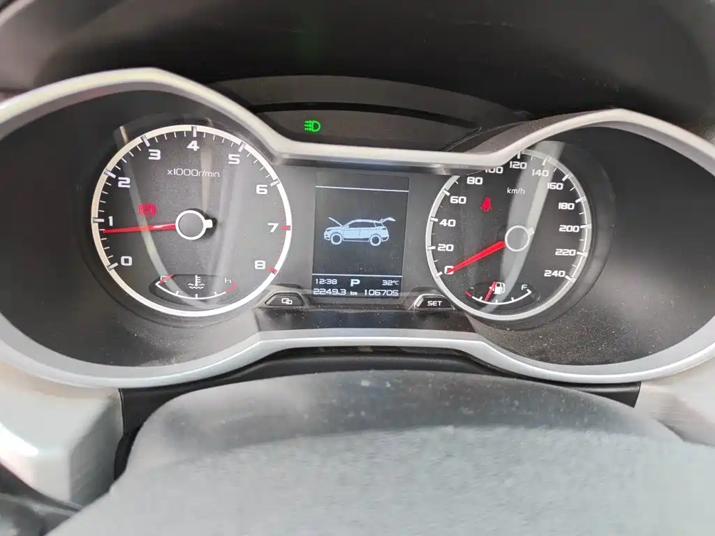Geely Boyue — миниатюра 12