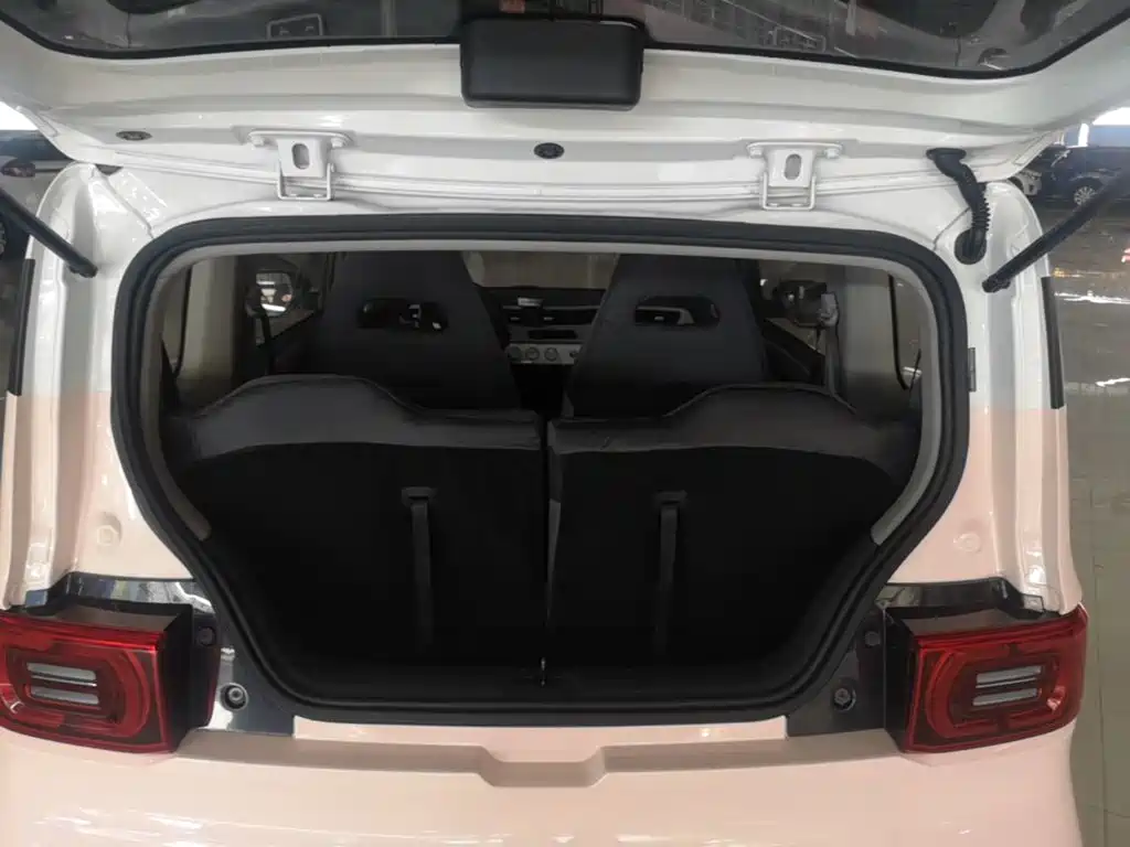 Wuling MINIEV — миниатюра 19