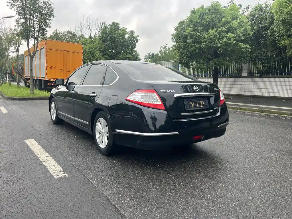 Nissan Teana — миниатюра 7