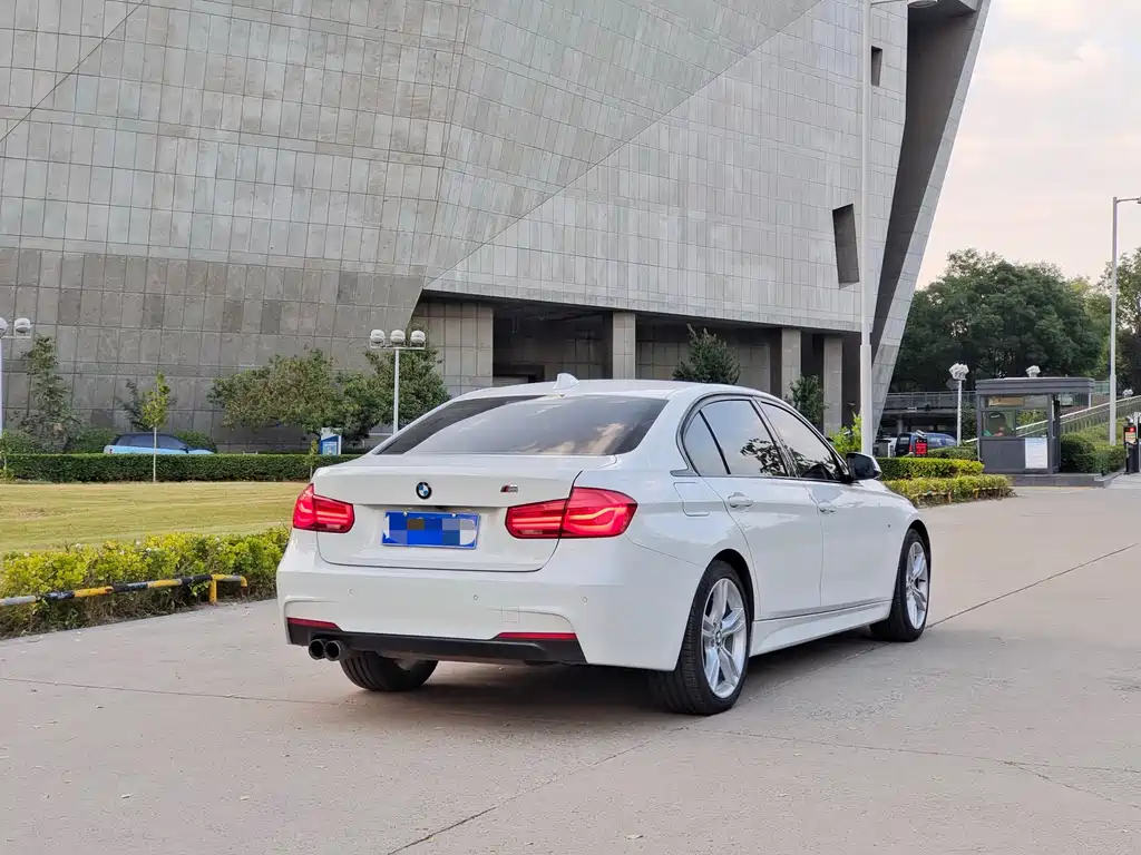 BMW 3 Series — миниатюра 9