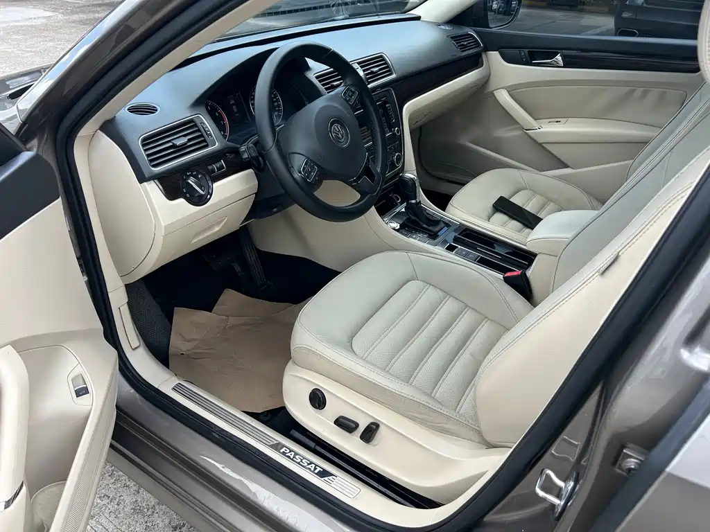 Volkswagen Passat — миниатюра 7