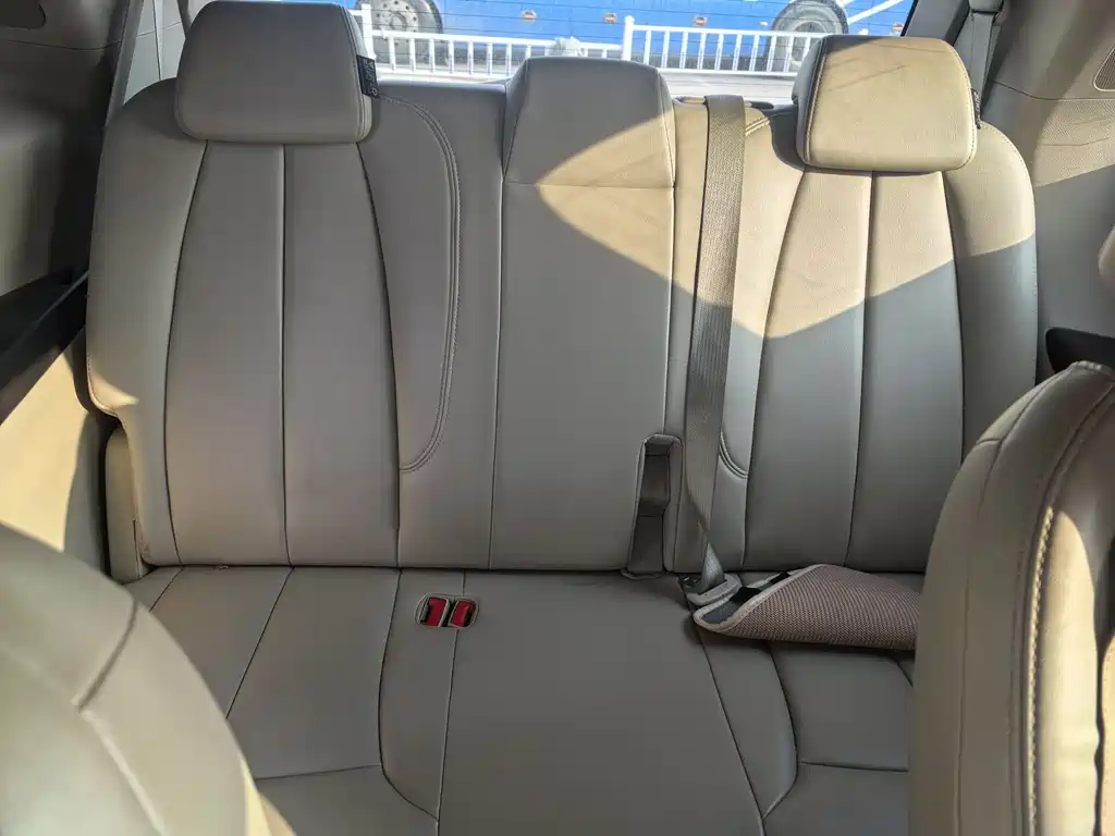 Buick GL8 2017 25S Luxury V