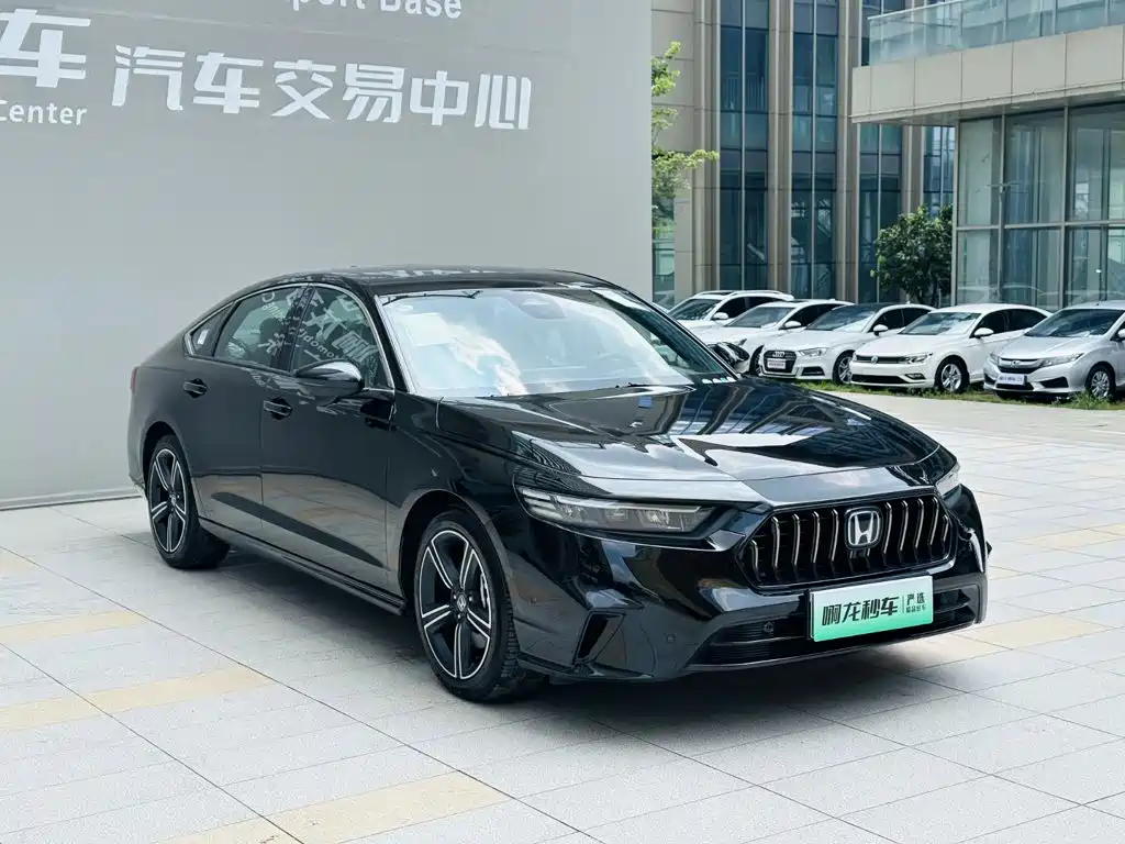 Honda Inspire 2023 e:PHEV