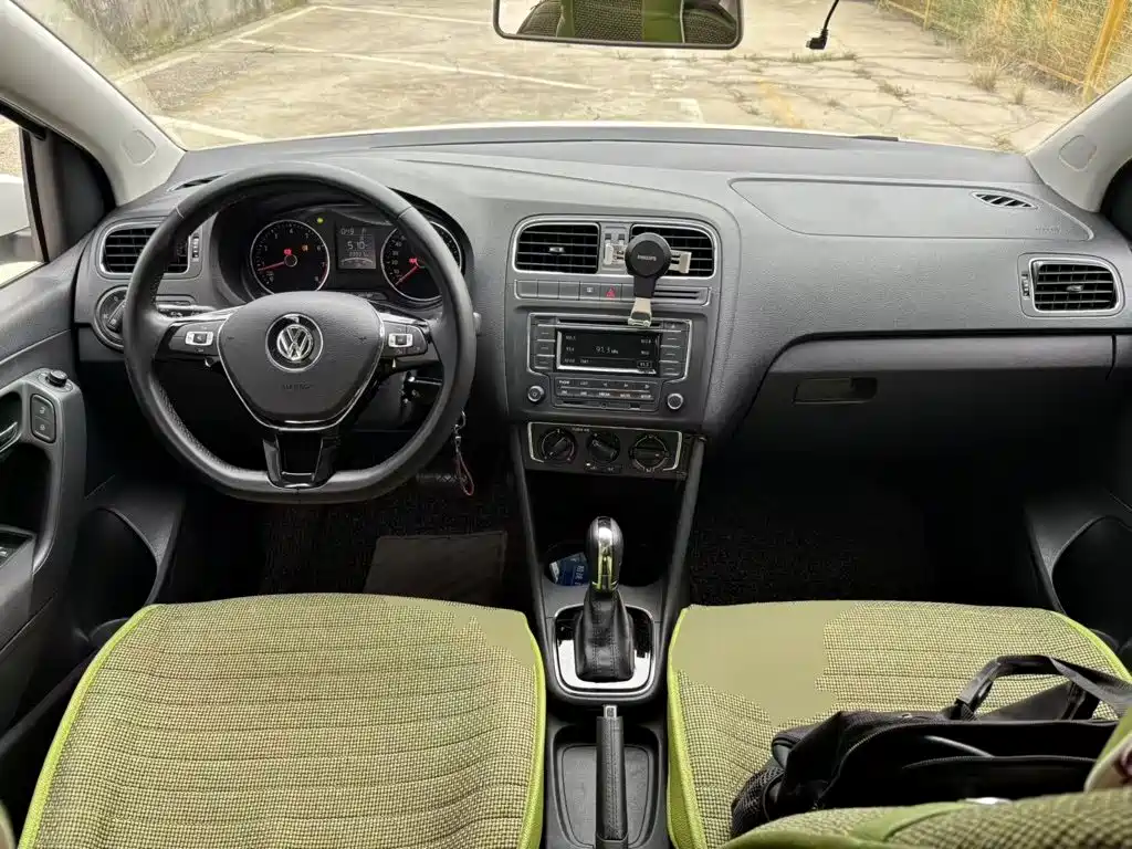 Volkswagen Polo — миниатюра 10