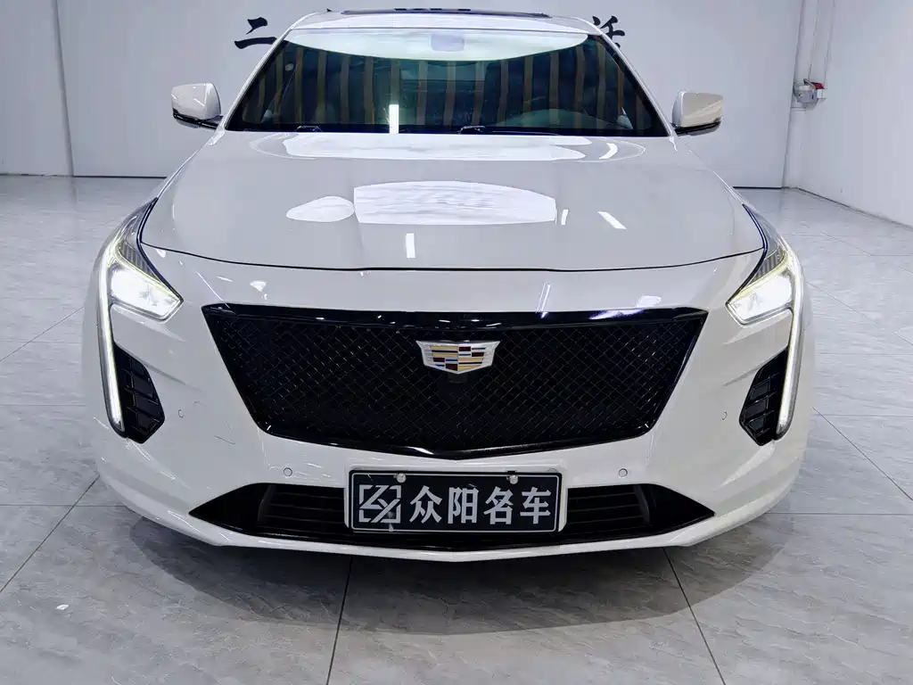 CADILLAC CT6