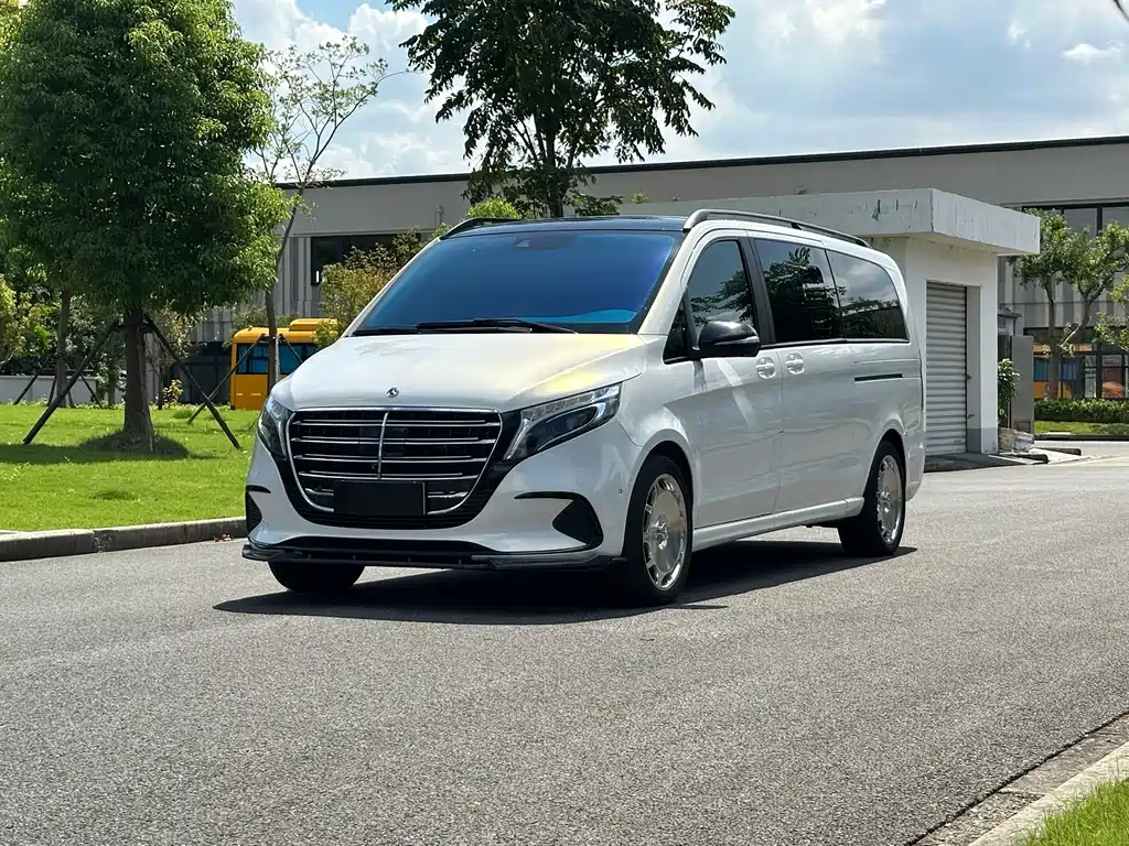 Mercedes-Benz V-Class