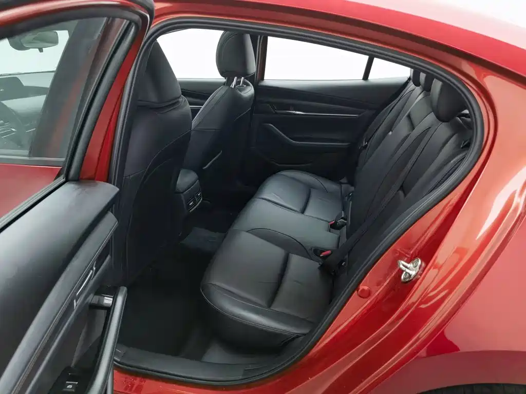 Mazda 3 Axela — миниатюра 15
