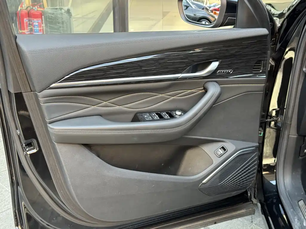 Geely Xingyue L — миниатюра 16