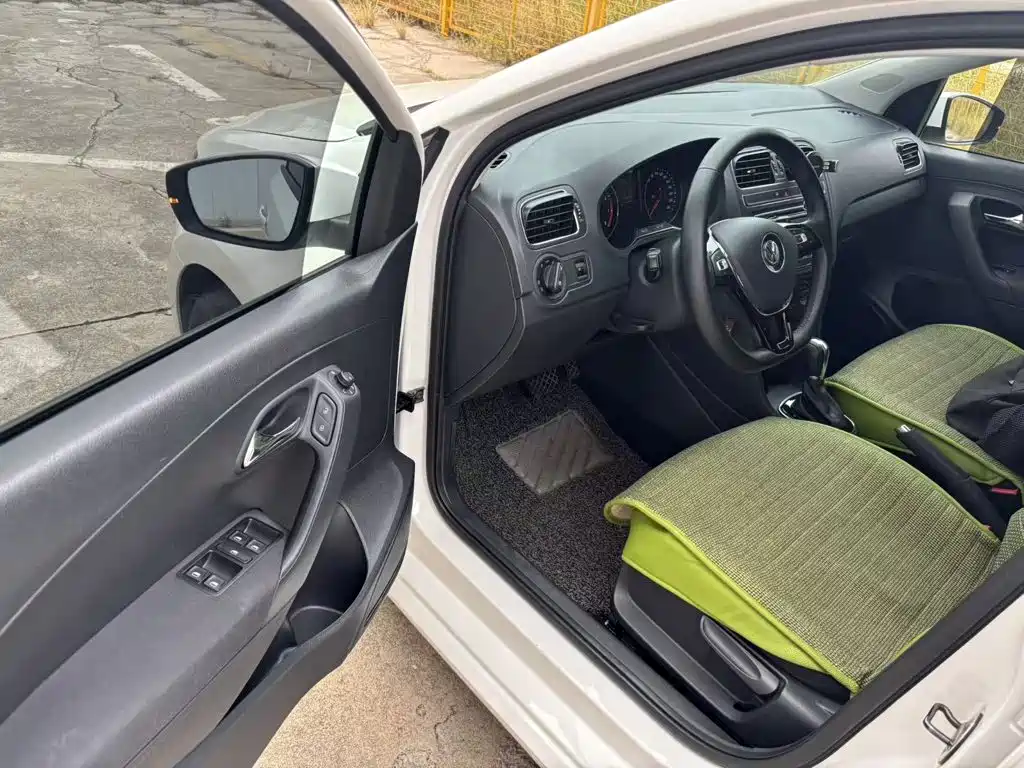 Volkswagen Polo — миниатюра 16