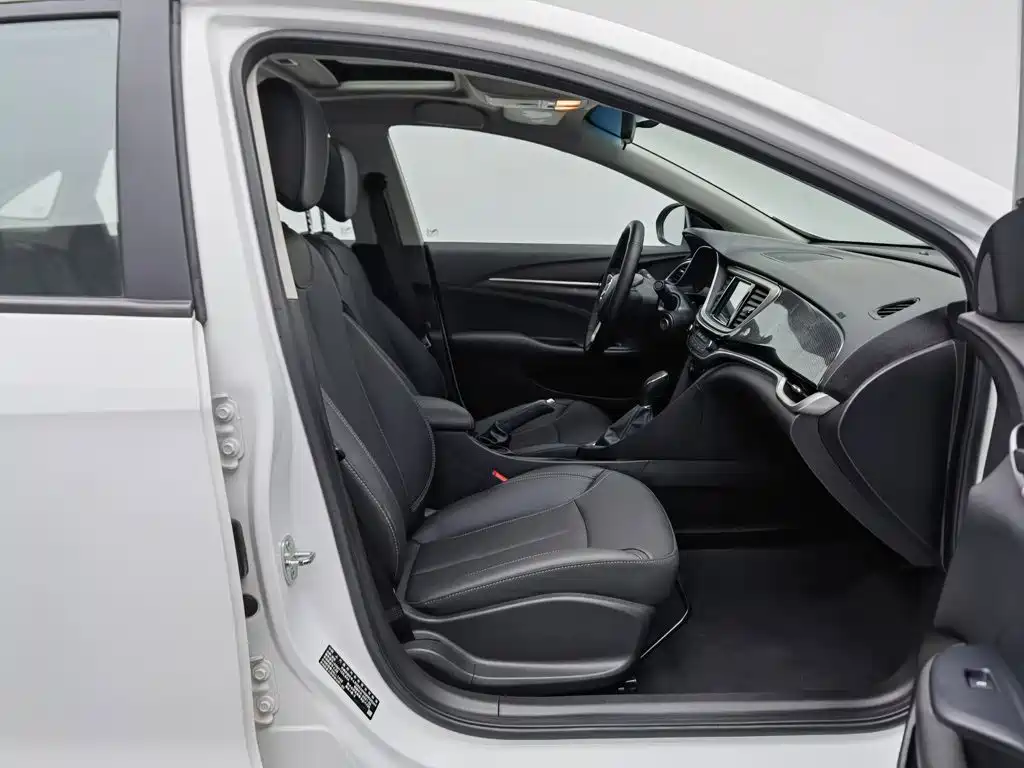 Buick Excelle — миниатюра 23