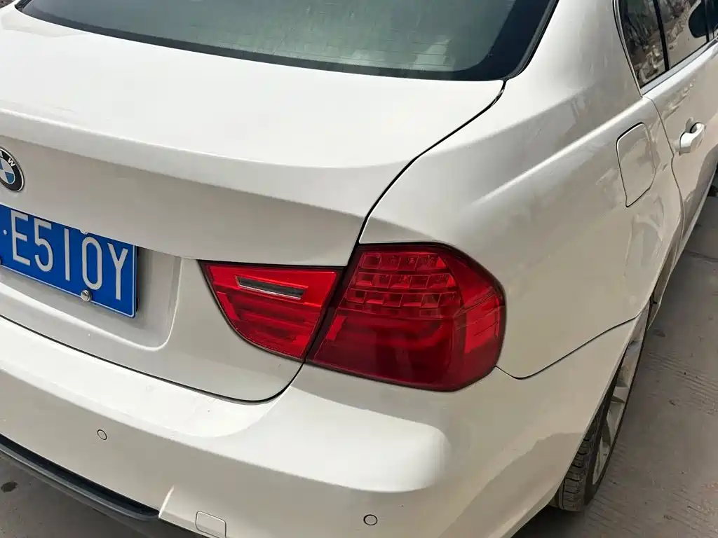 BMW 3 Series — миниатюра 12