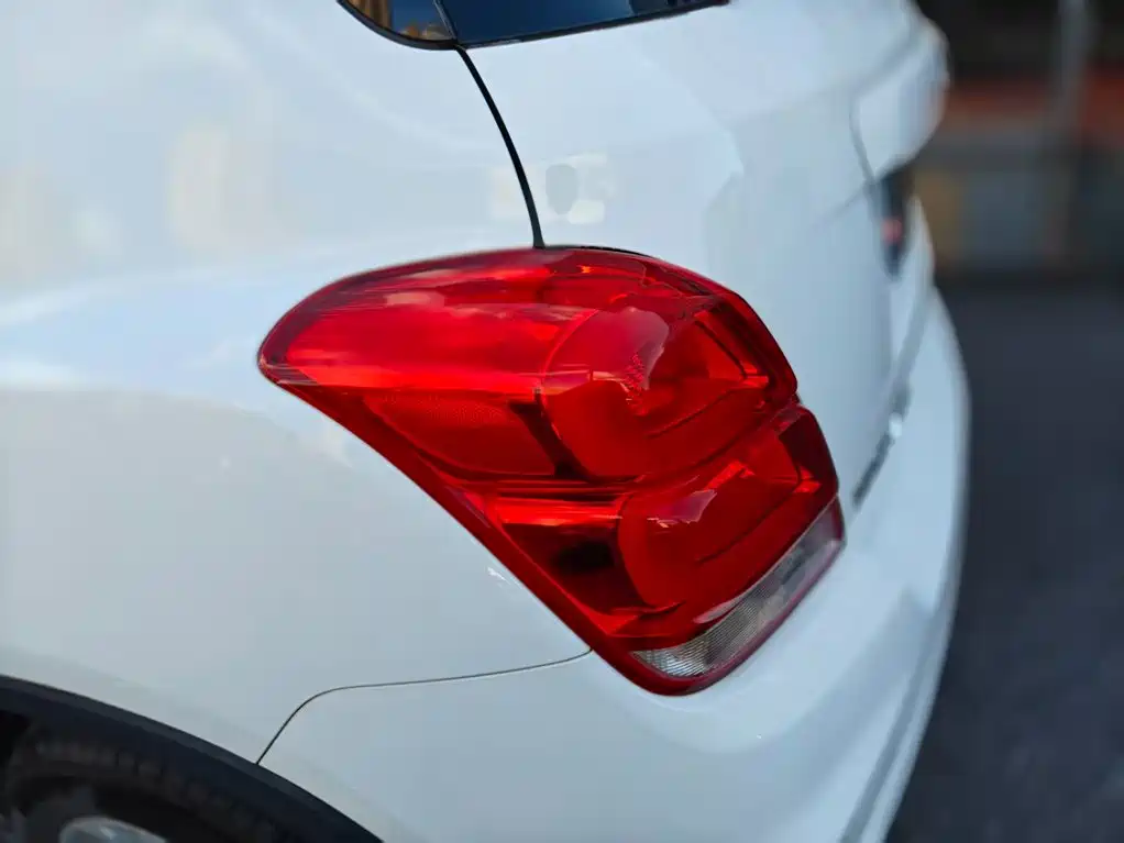 Chevrolet Trax — миниатюра 8