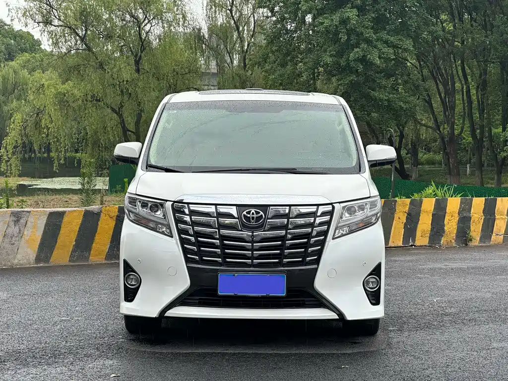 Toyota Alphard 2015 3.5L Luxury