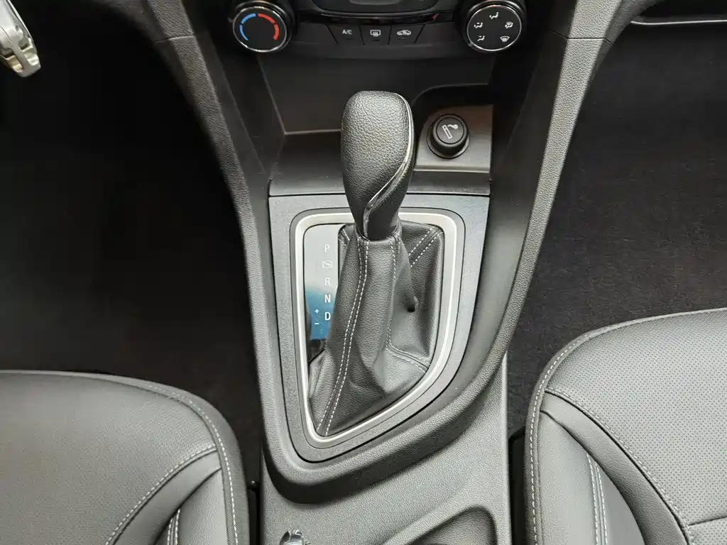 Buick Excelle — миниатюра 13