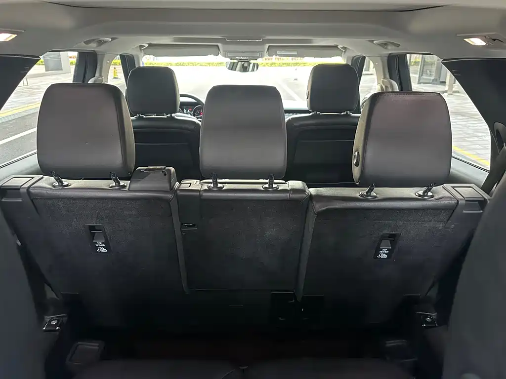 Land Rover Discovery — миниатюра 14
