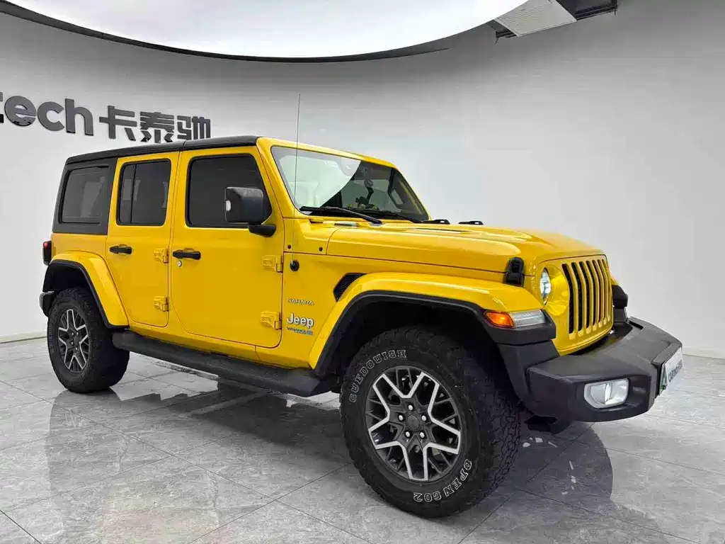 Jeep Wrangler PHEV 4-door 2.0T 4xe Sahara, фото 3