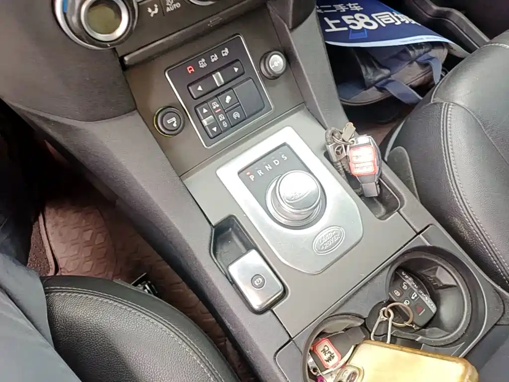 Land Rover Discovery — миниатюра 14