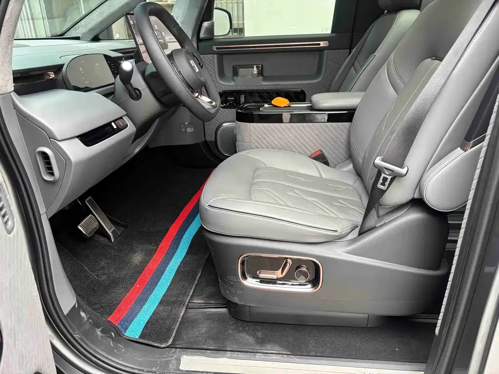 Zeekr Mix 2025 Smart Drive
