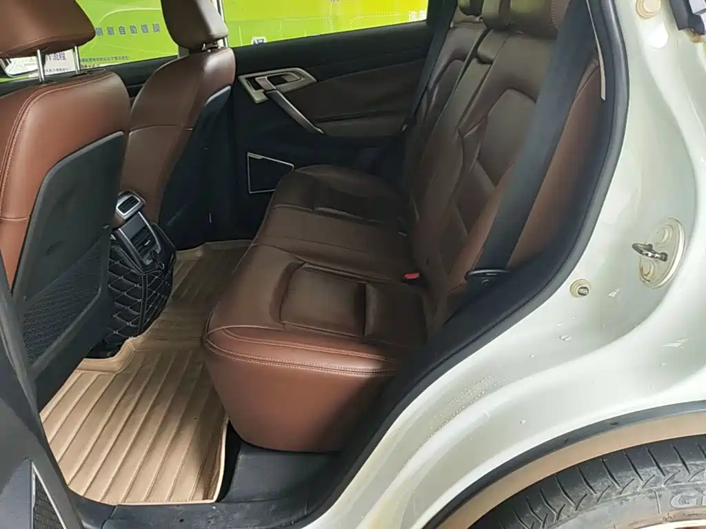 Geely Boyue — миниатюра 17
