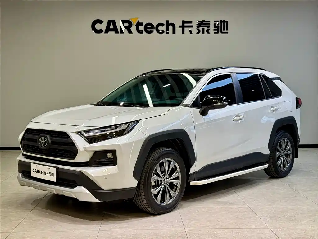 Toyota RAV4 2024