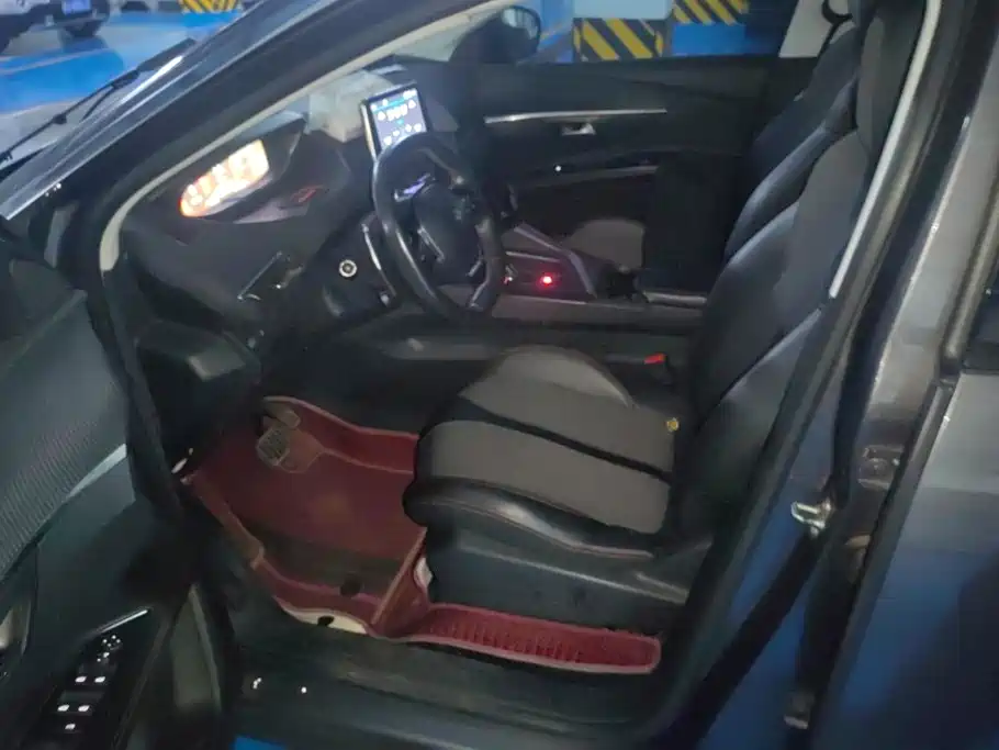 Peugeot 4008 — миниатюра 9