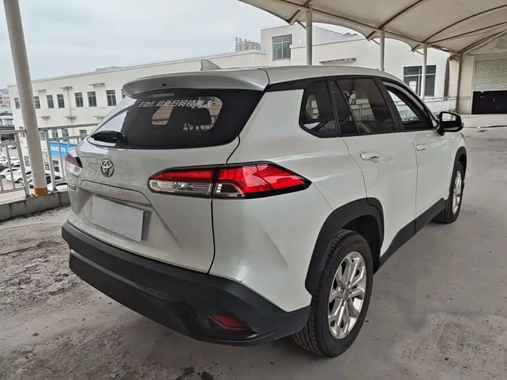 Toyota Frontlander — миниатюра 7